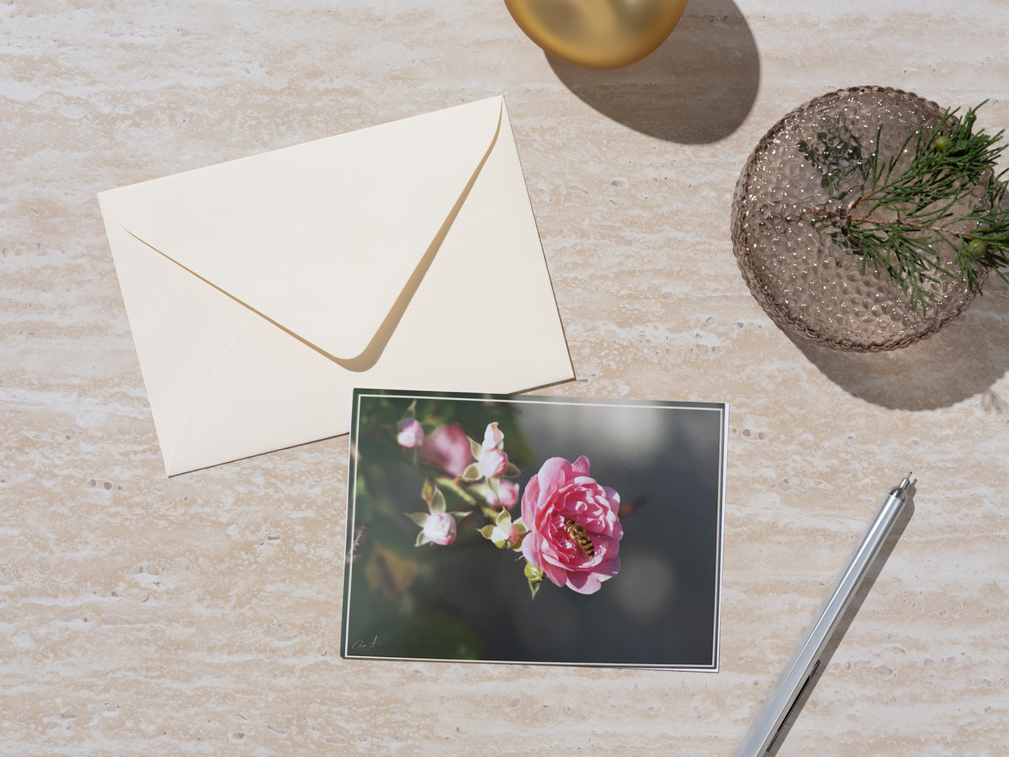 Carte Postale - Fleur & Insecte